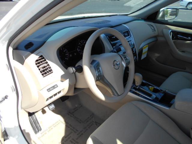 2013 Nissan Altima Pickupslt Quad Cab SWB 4WD 4x4 Truck