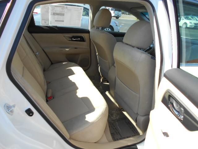 2013 Nissan Altima Pickupslt Quad Cab SWB 4WD 4x4 Truck