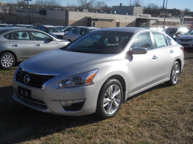 2013 Nissan Altima Crew-short-slt-classic-6.6l Diesel-4wd-1 Owner