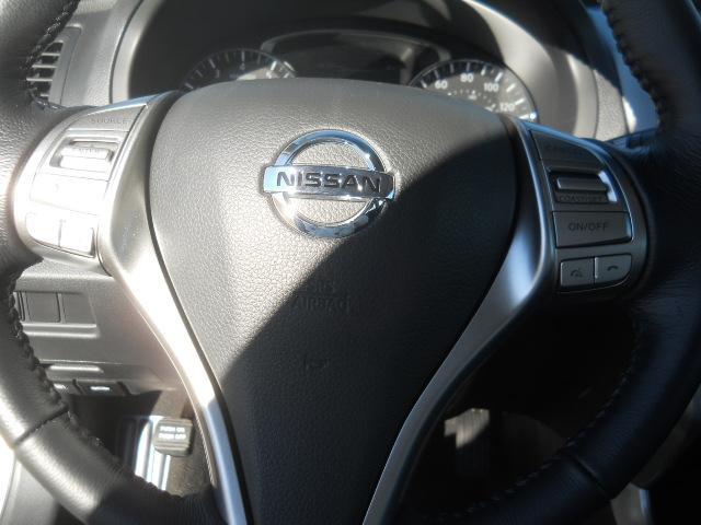 2013 Nissan Altima Crew-short-slt-classic-6.6l Diesel-4wd-1 Owner