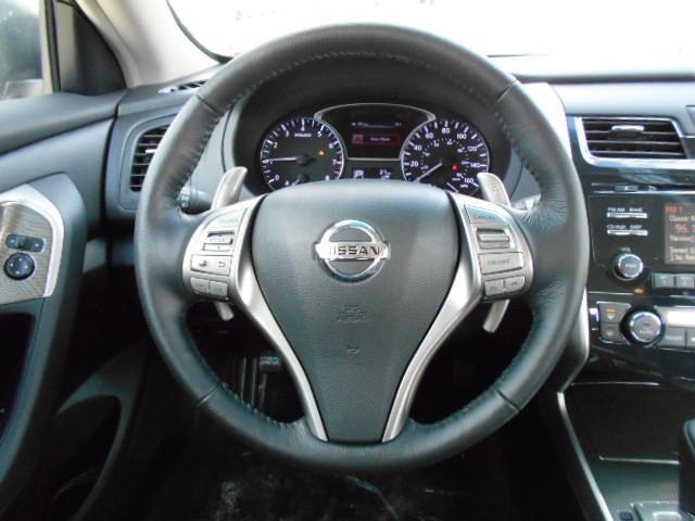 2013 Nissan Altima ST Pickup 4D 5 1/2 Ft