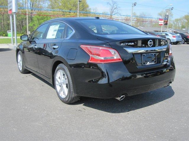 2013 Nissan Altima SLT Quad Cab 2WD