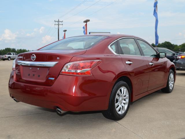 2013 Nissan Altima Pickupslt Quad Cab SWB 4WD 4x4 Truck