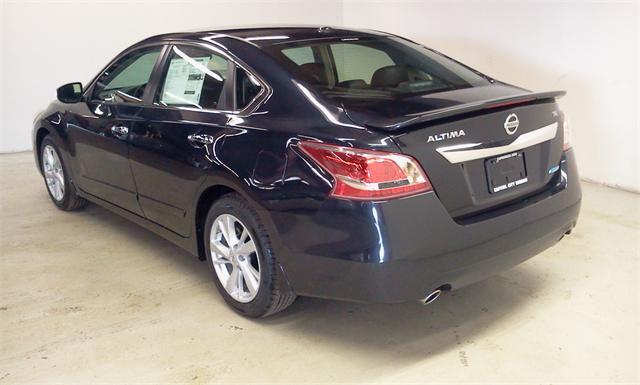 2013 Nissan Altima SLT Quad Cab 2WD