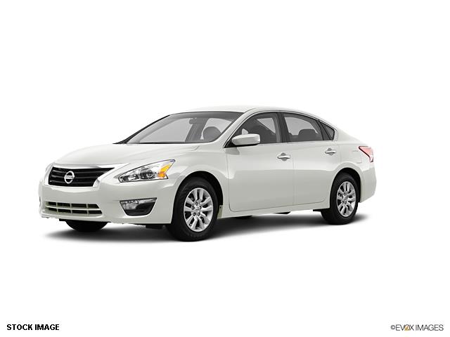 2013 Nissan Altima Unknown