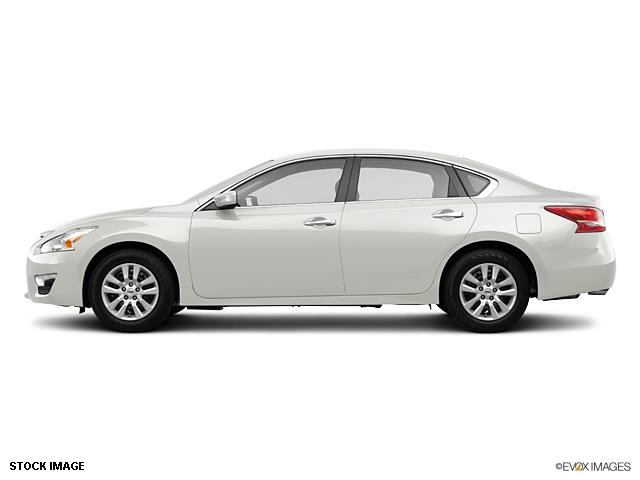 2013 Nissan Altima Unknown