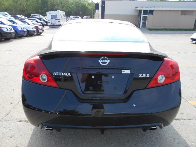 2013 Nissan Altima Pickupslt Quad Cab SWB 4WD 4x4 Truck