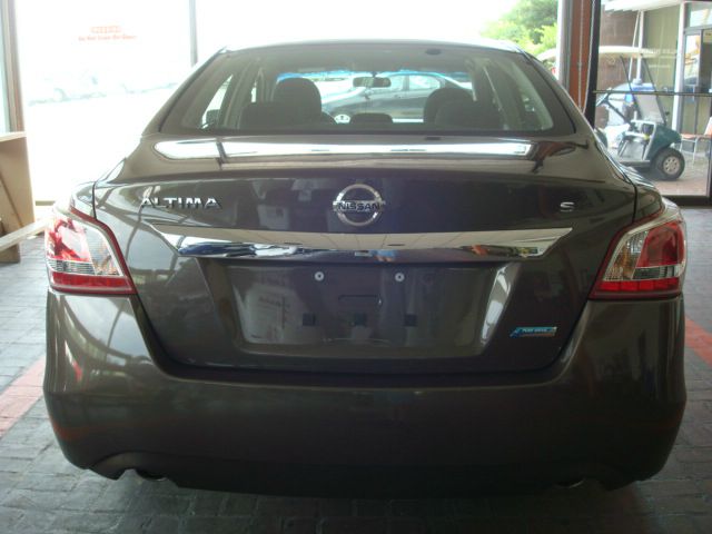 2013 Nissan Altima Pickupslt Quad Cab SWB 4WD 4x4 Truck