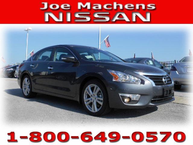 2013 Nissan Altima ST Pickup 4D 5 1/2 Ft