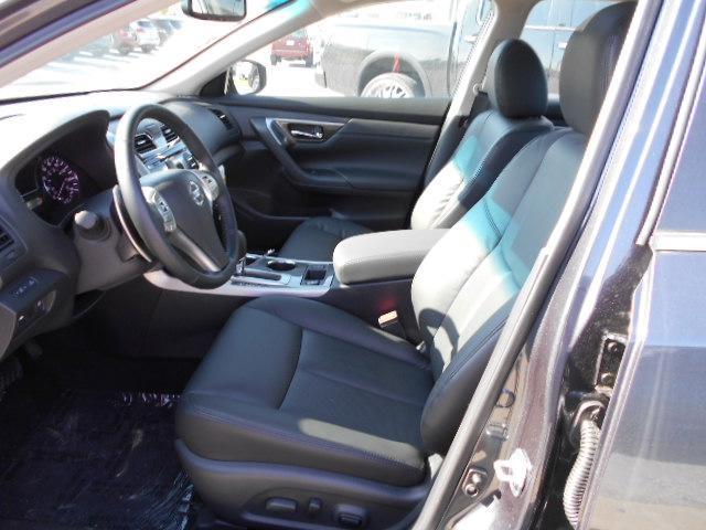 2013 Nissan Altima ST Pickup 4D 5 1/2 Ft