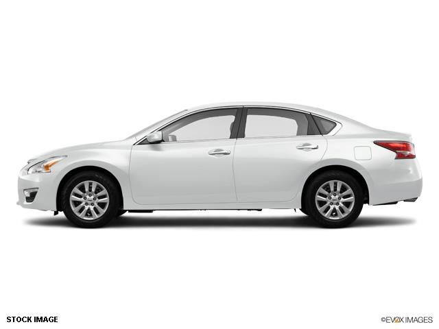 2014 Nissan Altima Unknown