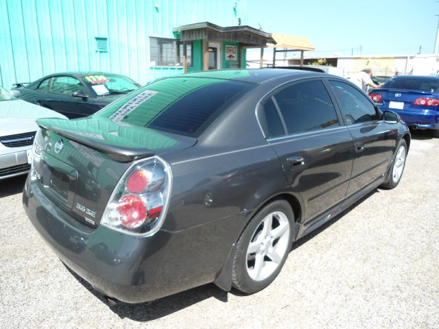 2014 Nissan Altima Pickupslt Quad Cab SWB 4WD 4x4 Truck