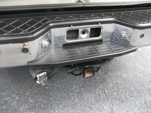 2004 Nissan Armada EX-L W/ DVD System