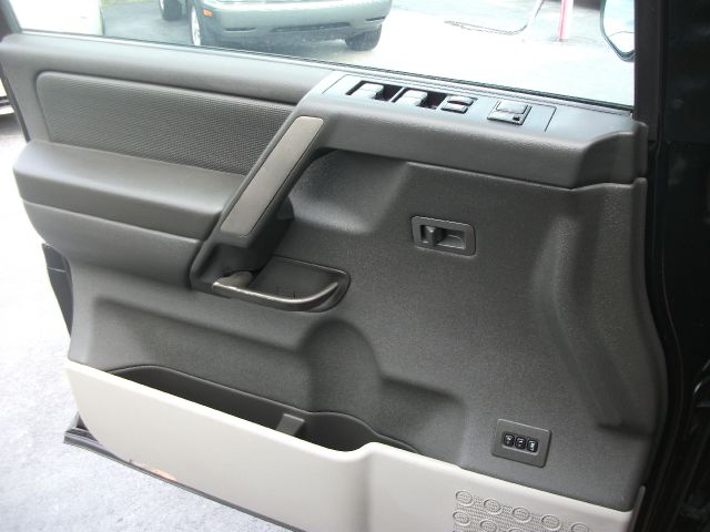 2004 Nissan Armada EX-L W/ DVD System