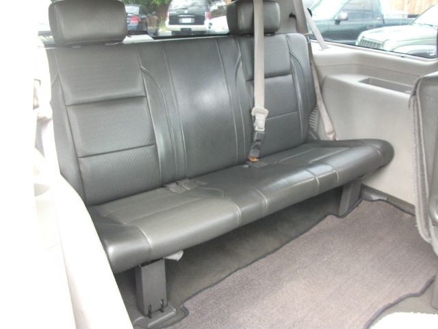 2004 Nissan Armada EX-L W/ DVD System