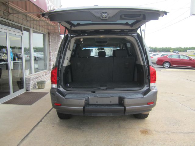 2008 Nissan Armada SE