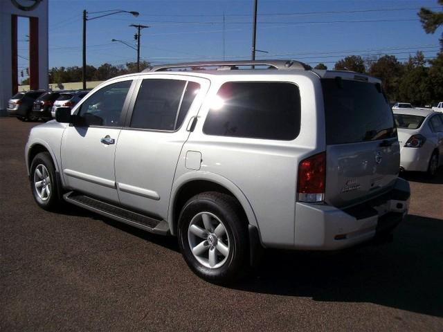 2011 Nissan Armada Unknown