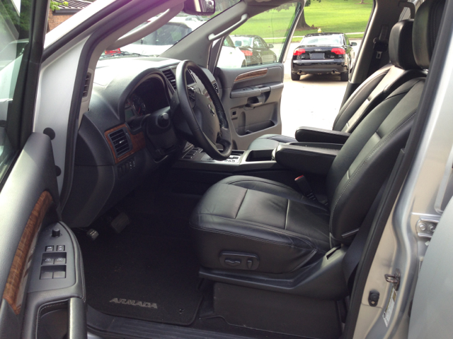 2011 Nissan Armada SLE Sierra 2WD