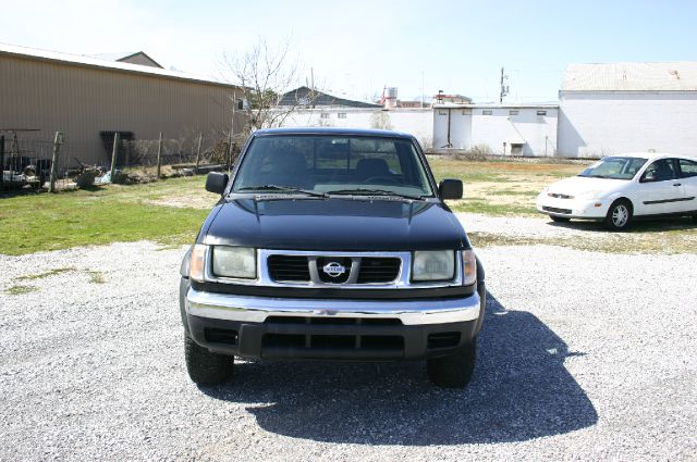 1999 Nissan Frontier FX4 Super Duty