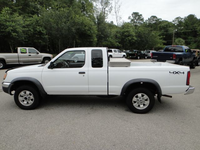 1999 Nissan Frontier FX4 Super Duty