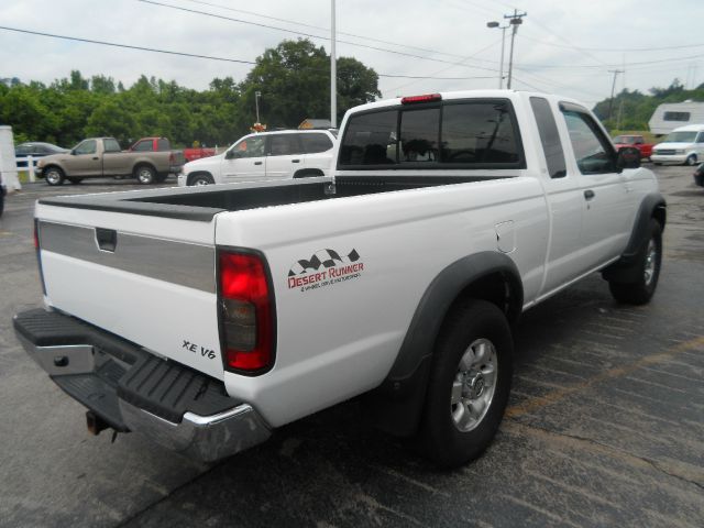 2000 Nissan Frontier XL Long Bed Crew Cab ~ 5.4L Gas