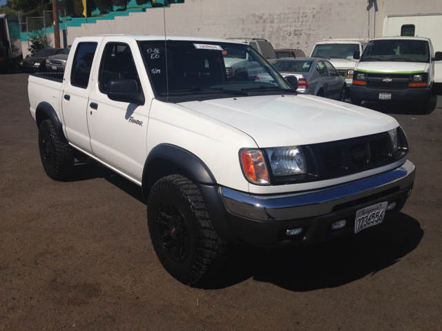 2000 Nissan Frontier SLE Z71 Crew Cab Short Bed 4X4