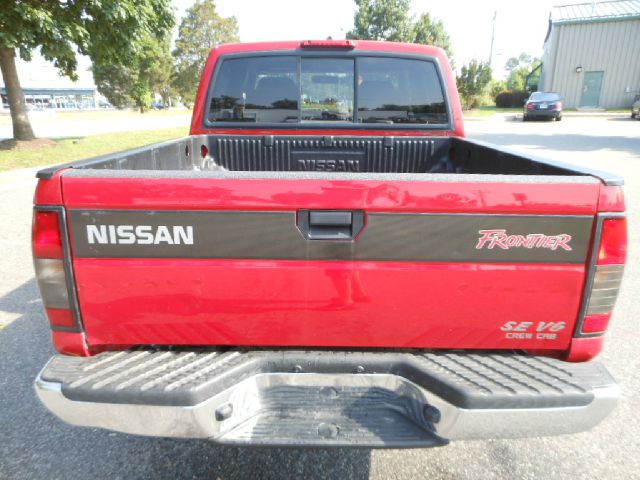 2000 Nissan Frontier Biarritz