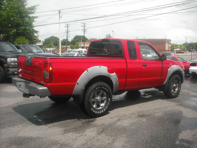 2001 Nissan Frontier E-350 Base