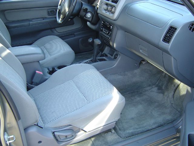 2001 Nissan Frontier DBL SR5 V6 4x4