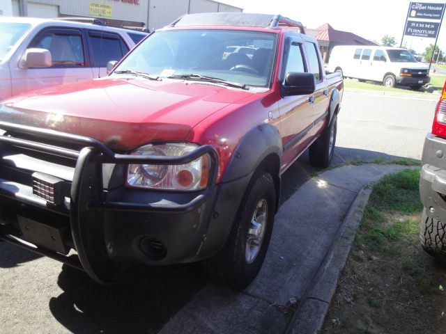 2001 Nissan Frontier 2006 Ford Lariat