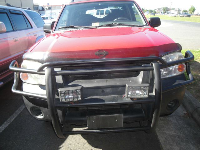 2001 Nissan Frontier 2006 Ford Lariat