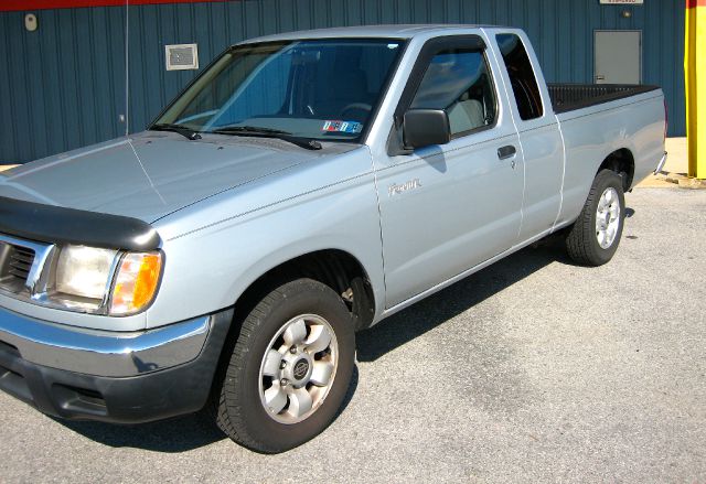 2001 Nissan Frontier W/nav.sys