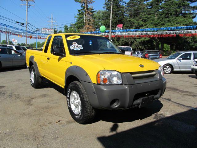 2001 Nissan Frontier E-350 Base