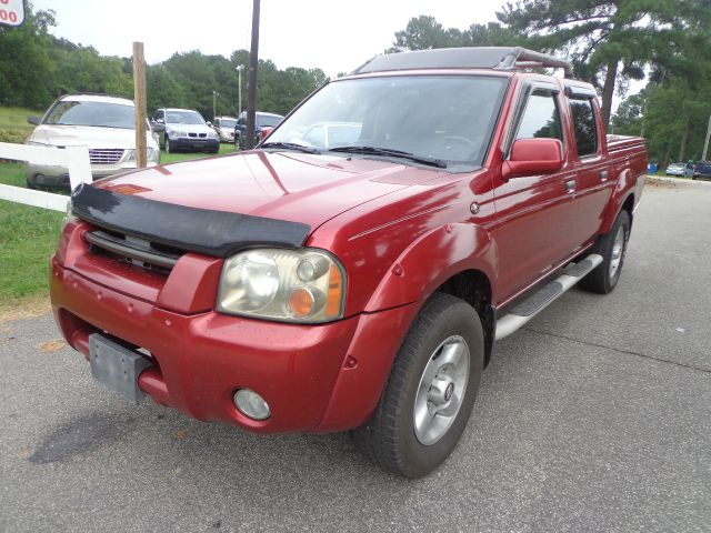 2001 Nissan Frontier 2004 Jeep Sport