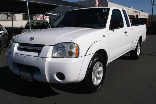 2001 Nissan Frontier SE 2WD