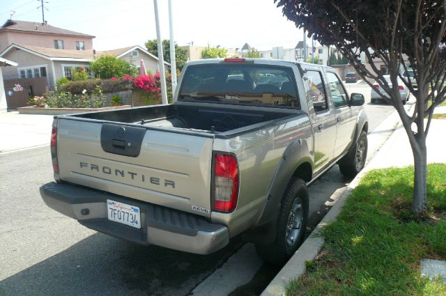 2002 Nissan Frontier 2WD Reg Cab 126 XLT