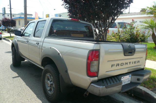 2002 Nissan Frontier 2WD Reg Cab 126 XLT