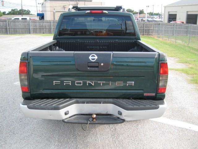 2002 Nissan Frontier 2WD Reg Cab 126 XLT