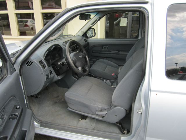 2002 Nissan Frontier SE Sport