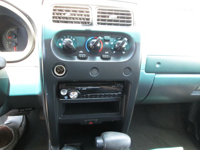 2002 Nissan Frontier LX -V6