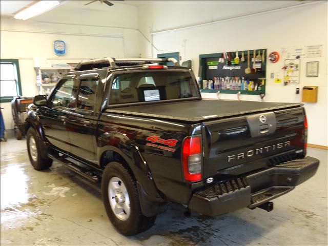 2002 Nissan Frontier SE