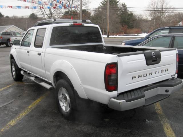 2002 Nissan Frontier SE