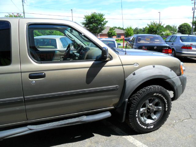 2002 Nissan Frontier E-350 Base