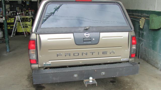 2002 Nissan Frontier E-350 Base