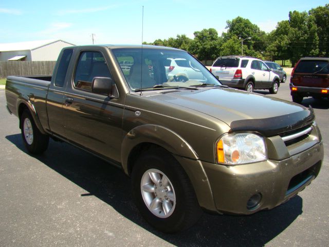 2003 Nissan Frontier SE 2WD