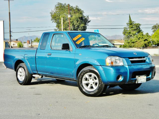 2003 Nissan Frontier SE 2WD