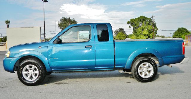 2003 Nissan Frontier SE 2WD