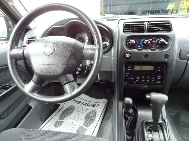 2004 Nissan Frontier LX -V6