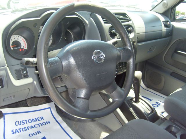 2004 Nissan Frontier 2WD Reg Cab 126 XLT