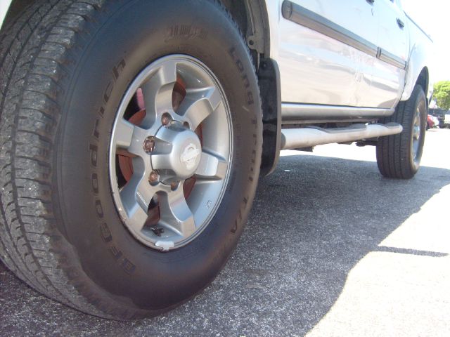 2004 Nissan Frontier 2WD Reg Cab 126 XLT